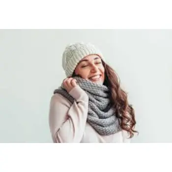 Knitted Scarf Stock